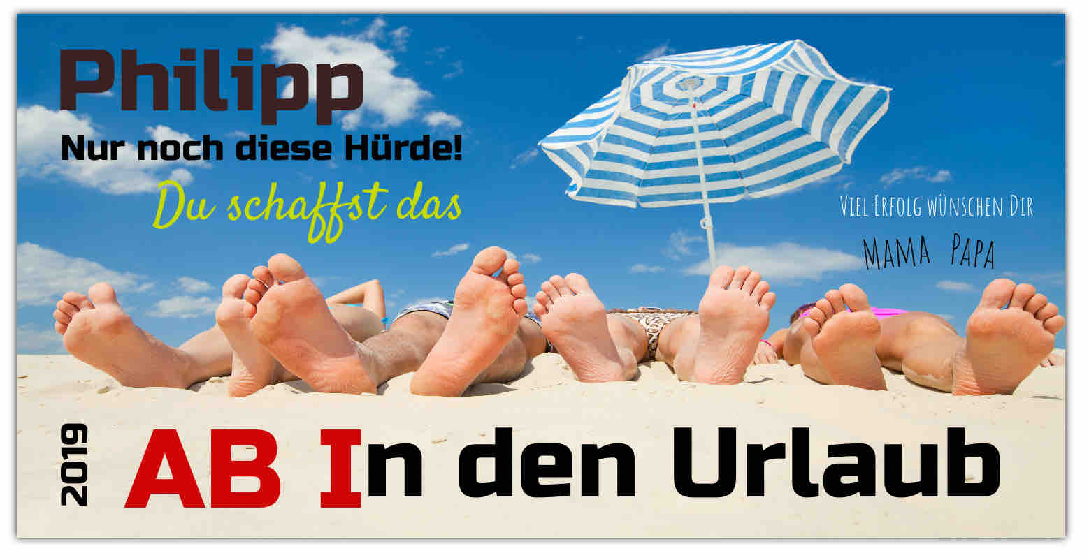 Abimotiv mit einer Urlaubsszene mit Strand und Sonnenschirm